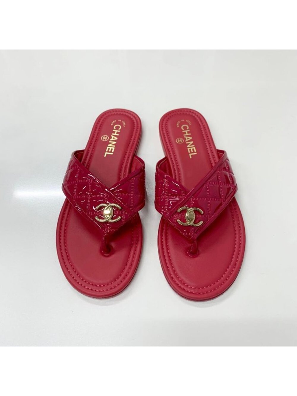 Chanel CC Logo Quilted Patent Thong Sandals Pink - Picture 2 of 10